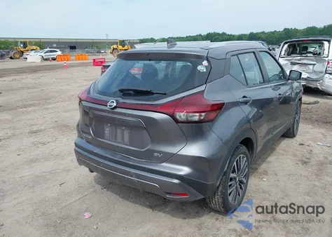 2021 Nissan Kicks Sv Xtronic Cvt z USA, uszkodzony, nr VIN 3N1CP5CV3ML470158